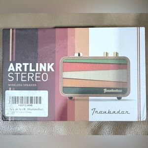 Retro Wood Bluetooth Radio with Built-in Speakers, Wireless Portable Speakers..